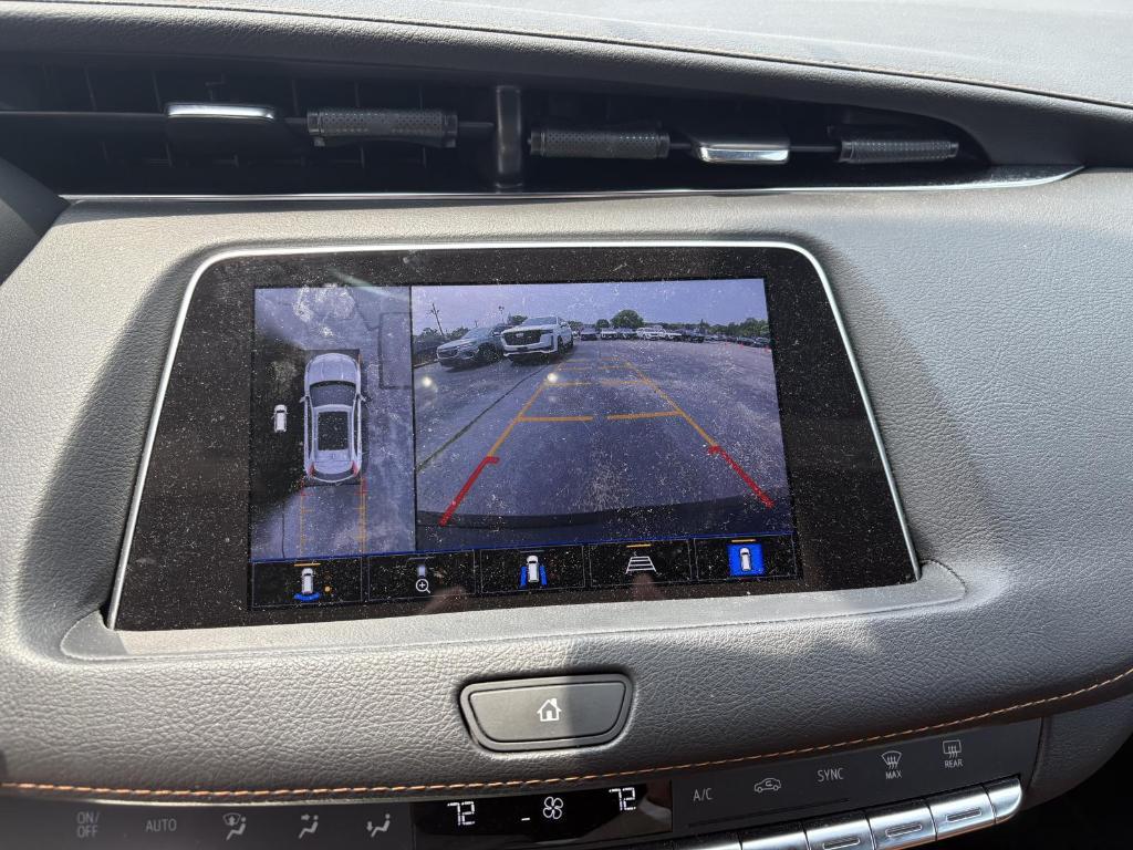 used 2022 Cadillac XT4 car, priced at $29,900