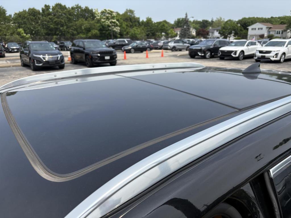 used 2022 Cadillac XT4 car, priced at $29,900