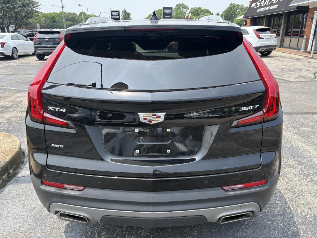 used 2022 Cadillac XT4 car, priced at $29,900