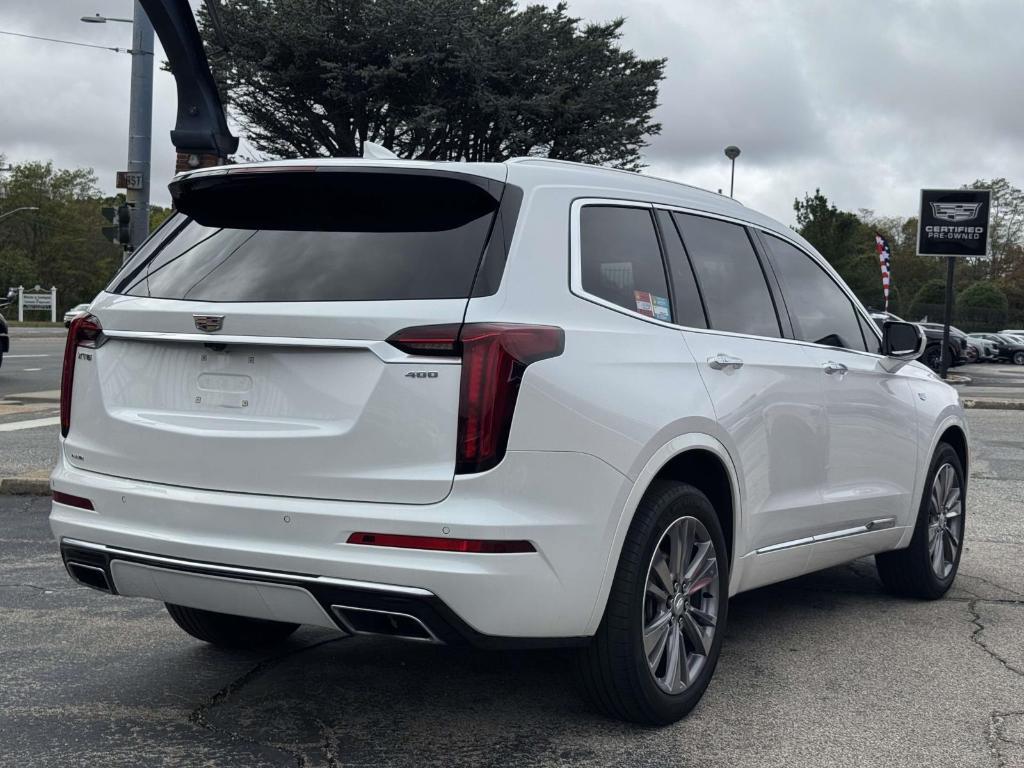 used 2022 Cadillac XT6 car