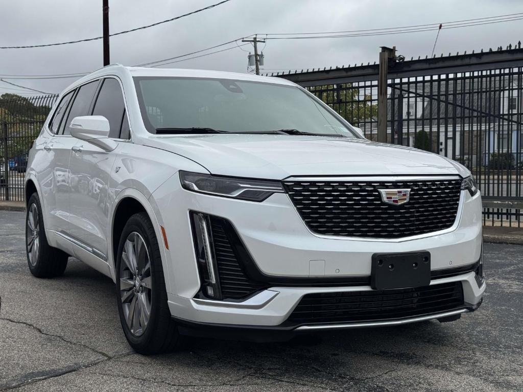 used 2022 Cadillac XT6 car