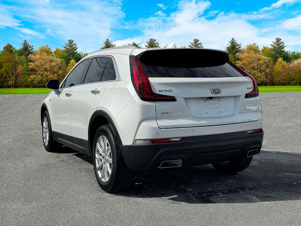 used 2021 Cadillac XT4 car, priced at $27,900