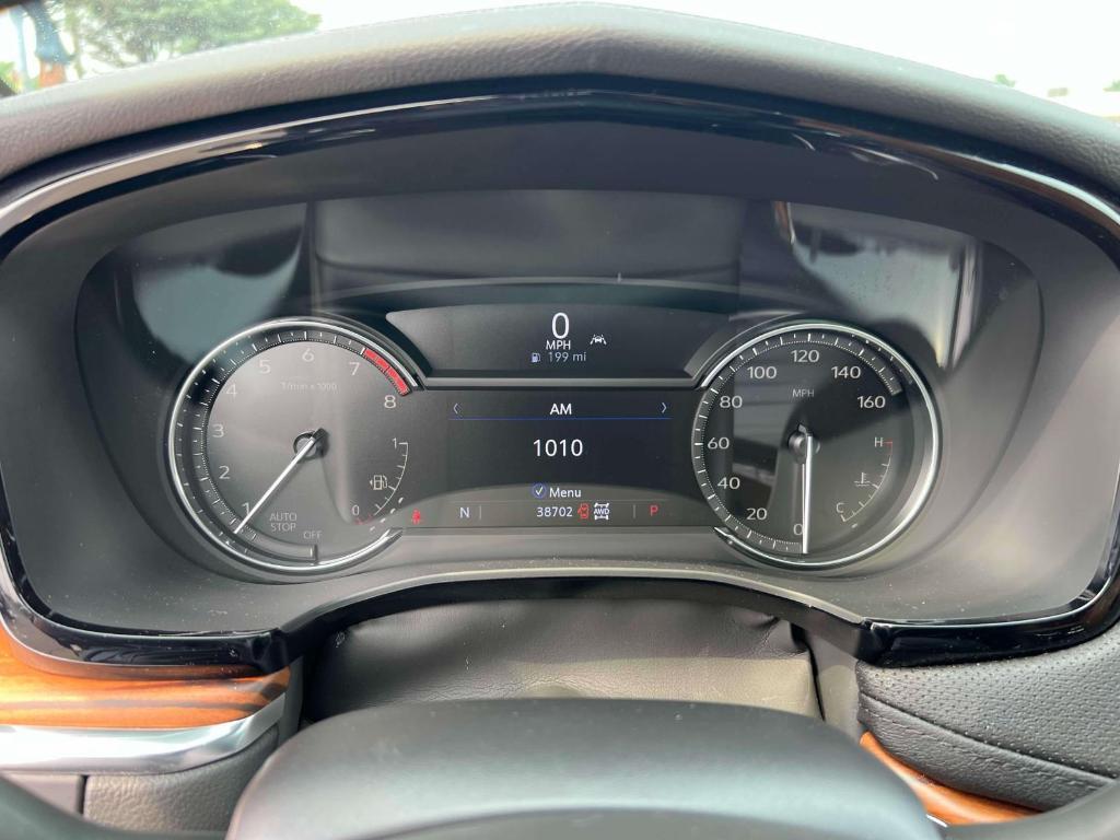 used 2022 Cadillac XT5 car, priced at $30,900