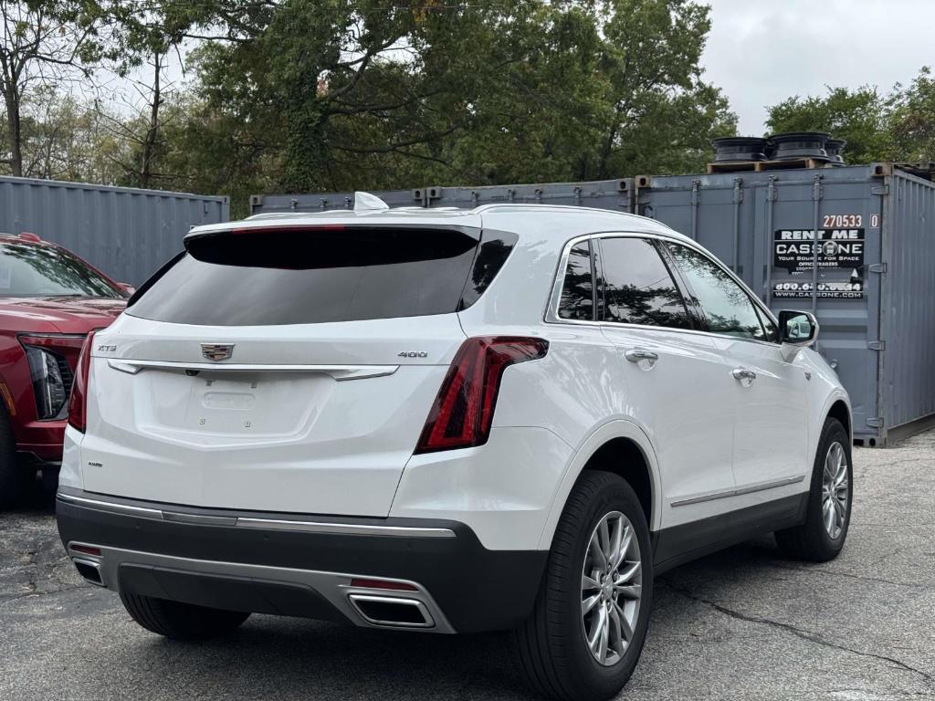 used 2022 Cadillac XT5 car, priced at $33,900