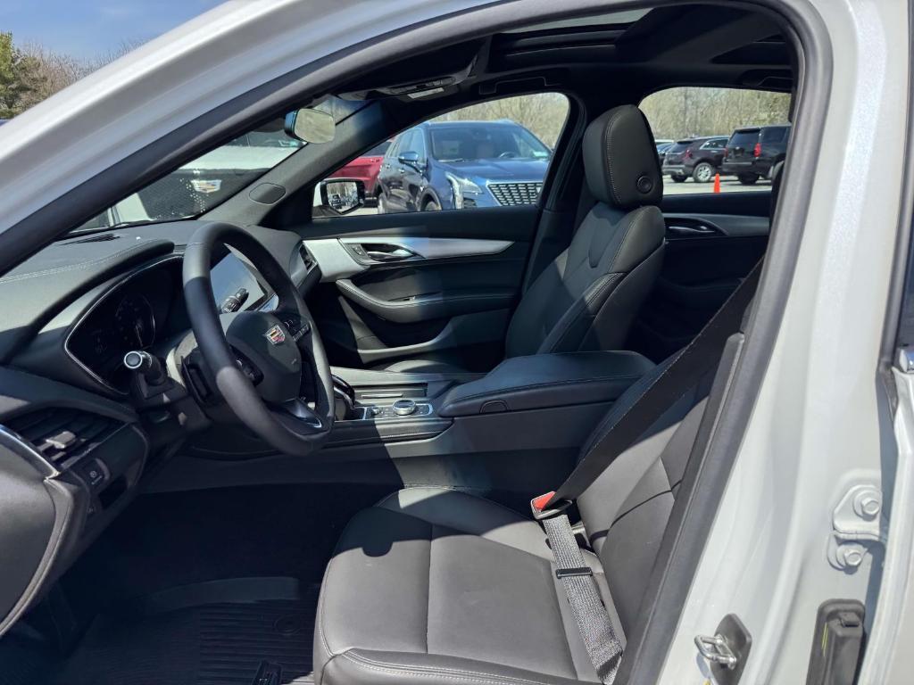 used 2022 Cadillac CT5 car, priced at $28,900