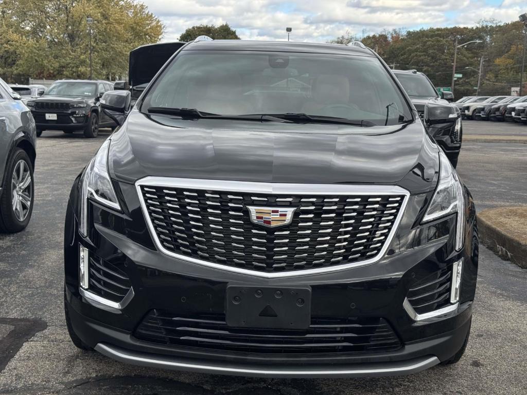 used 2022 Cadillac XT5 car, priced at $33,900