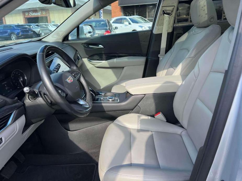 used 2020 Cadillac XT4 car, priced at $28,900