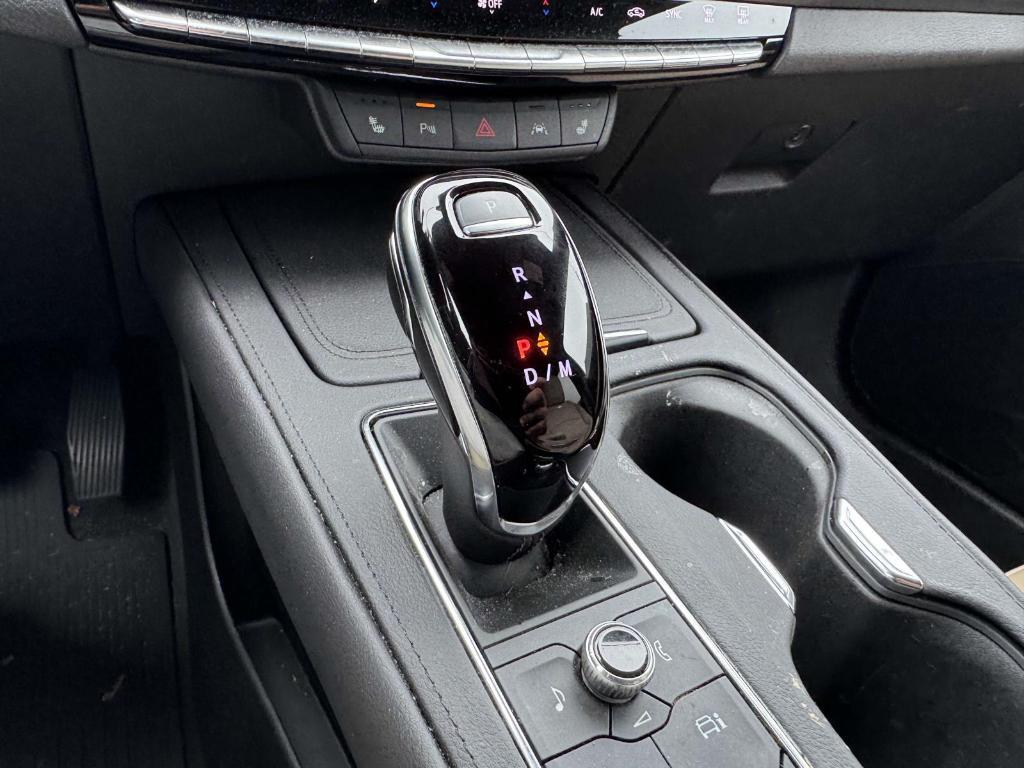 used 2024 Cadillac XT4 car, priced at $35,900