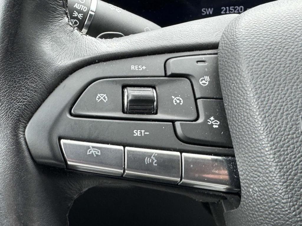 used 2024 Cadillac XT4 car, priced at $35,900