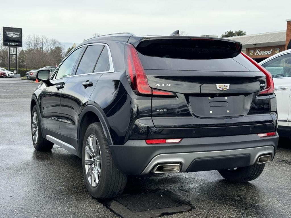 used 2021 Cadillac XT4 car, priced at $28,900