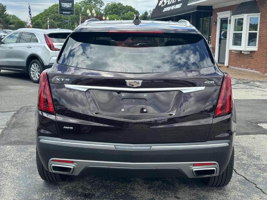 used 2021 Cadillac XT5 car, priced at $32,900