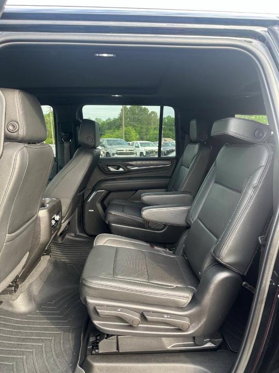 used 2022 GMC Yukon XL car, priced at $53,997