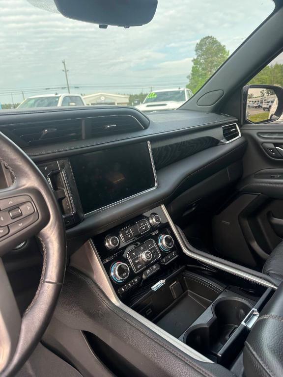 used 2022 GMC Yukon XL car, priced at $53,997