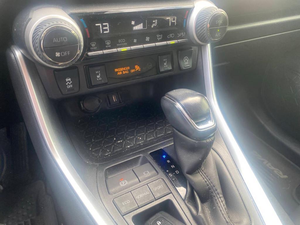 used 2020 Toyota RAV4 car, priced at $23,977