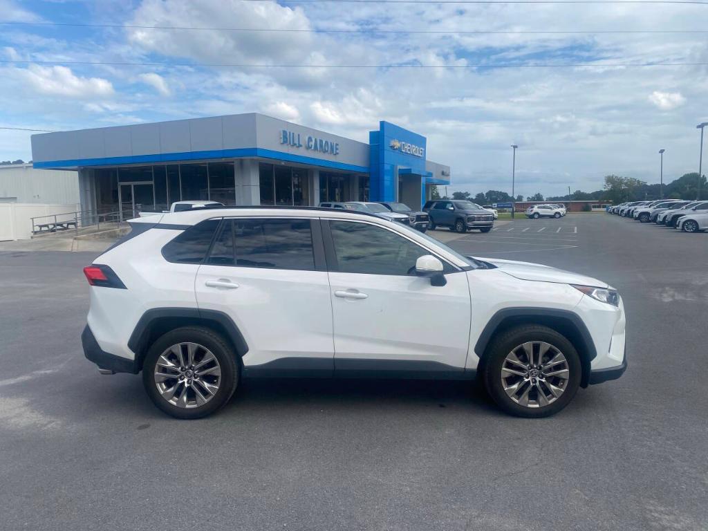 used 2020 Toyota RAV4 car, priced at $23,977