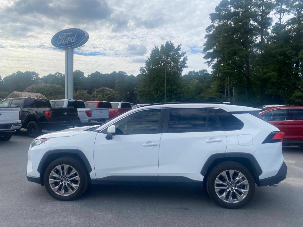 used 2020 Toyota RAV4 car, priced at $23,977