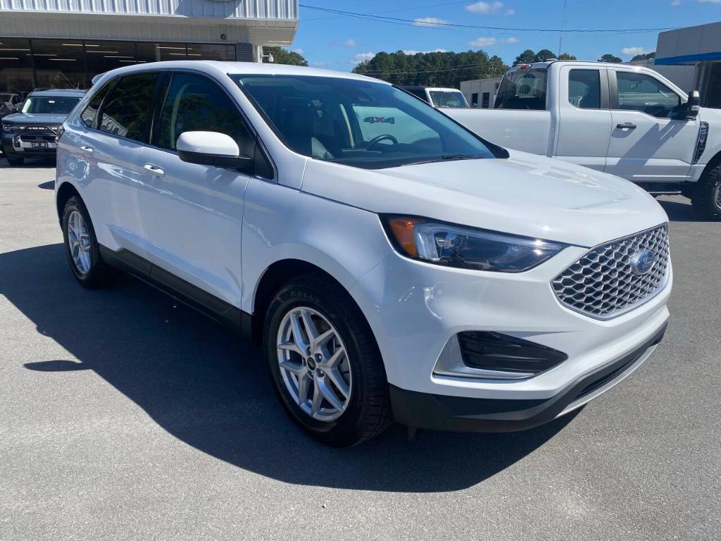 used 2024 Ford Edge car, priced at $27,977