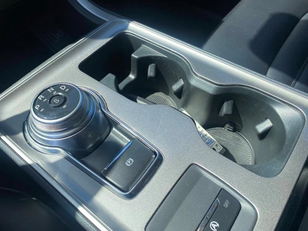 used 2024 Ford Edge car, priced at $27,977