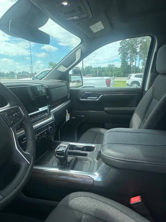 new 2024 Chevrolet Silverado 1500 car
