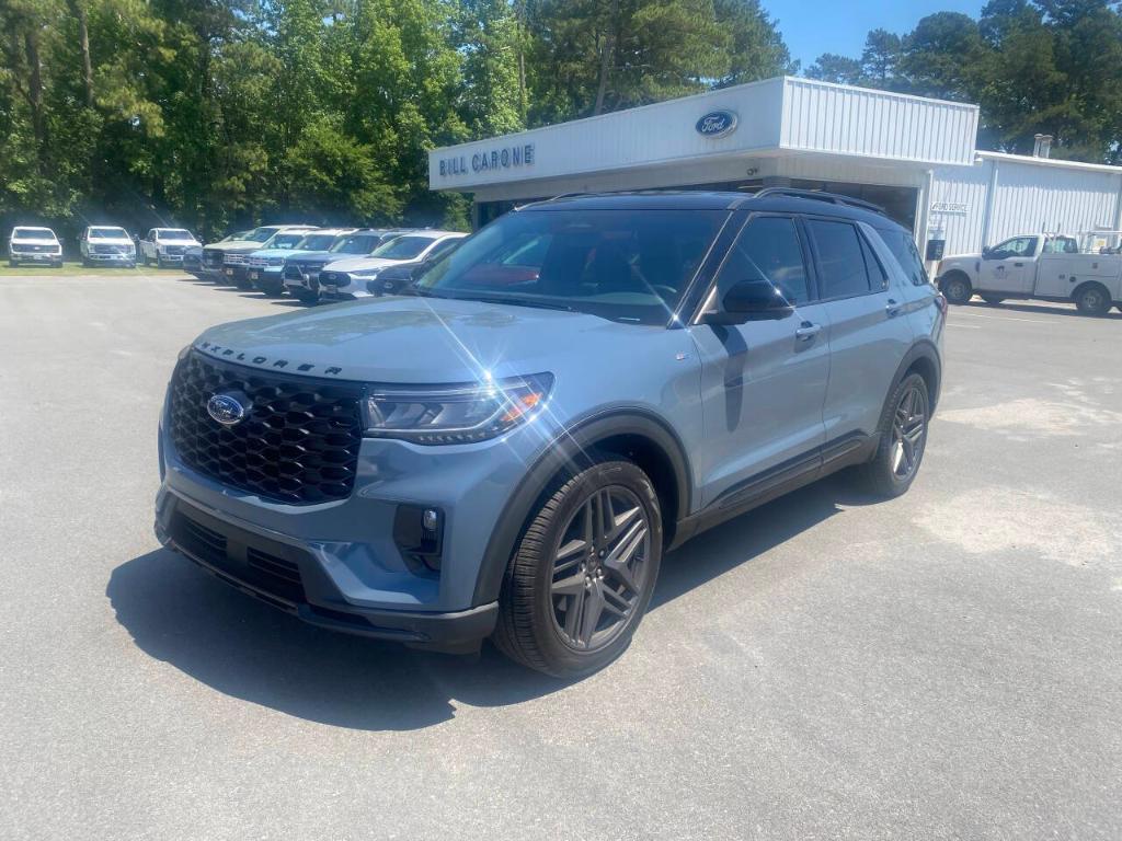 used 2025 Ford Explorer car, priced at $47,977