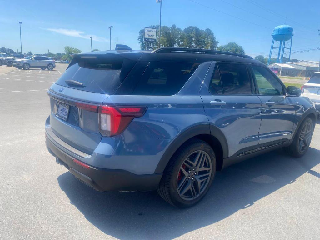 used 2025 Ford Explorer car, priced at $47,977