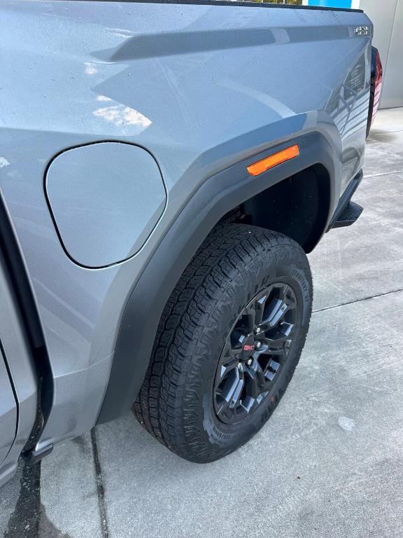 new 2025 GMC Canyon car