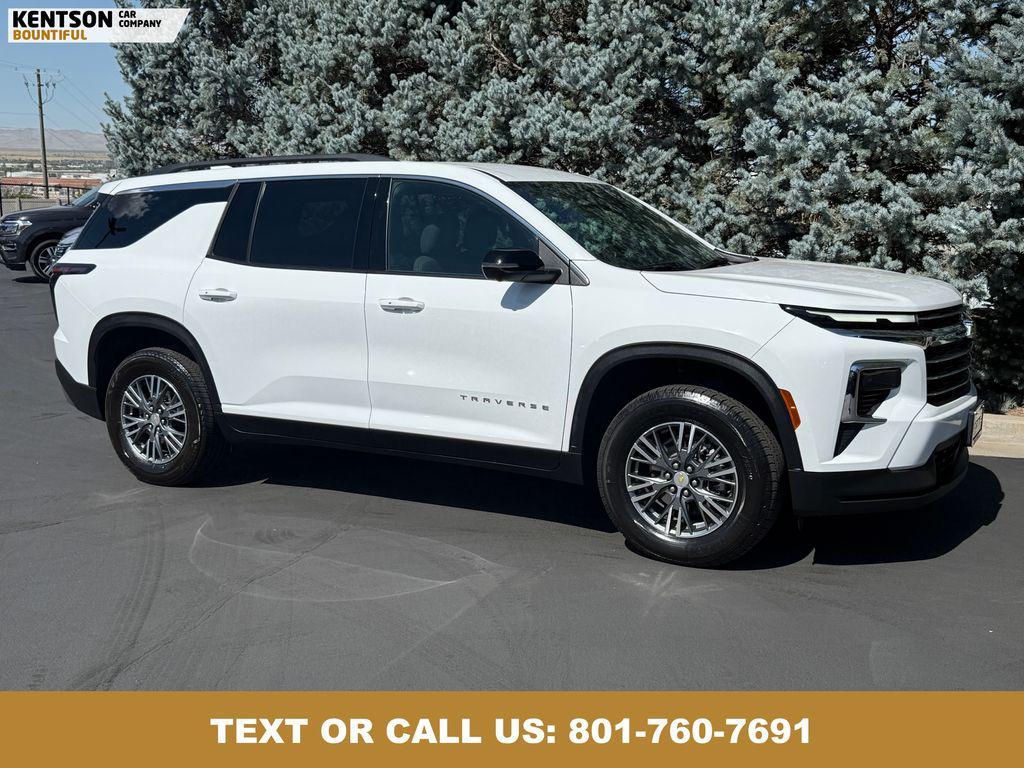 used 2024 Chevrolet Traverse car, priced at $37,250