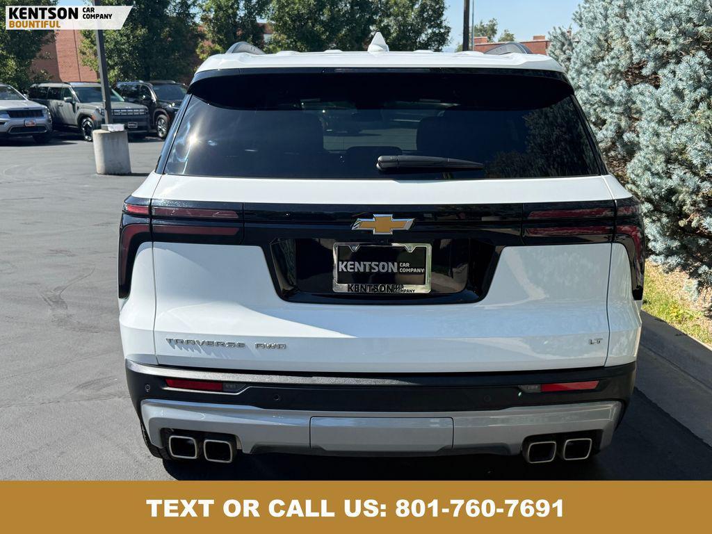 used 2024 Chevrolet Traverse car, priced at $37,250