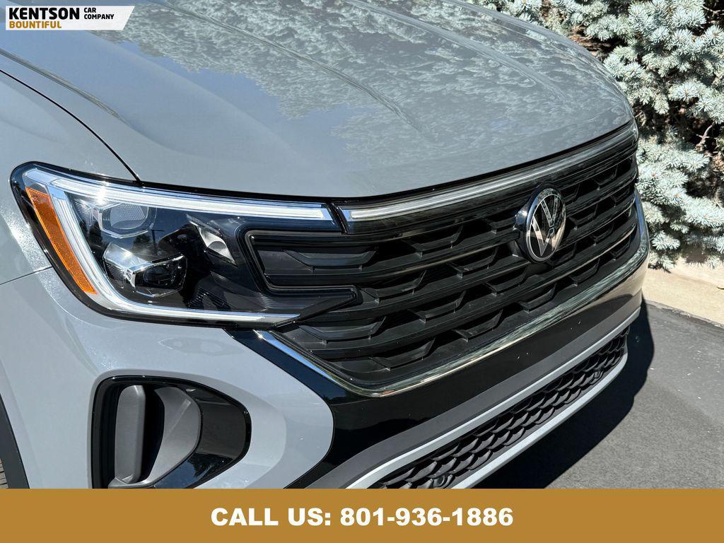 used 2025 Volkswagen Atlas Cross Sport car, priced at $39,550