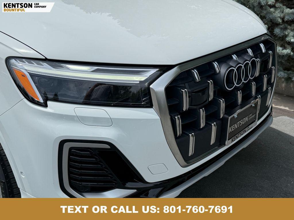 used 2025 Audi Q7 car, priced at $54,950
