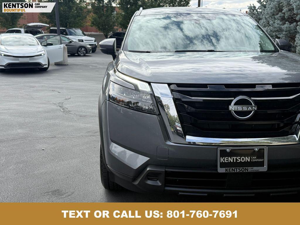 used 2025 Nissan Pathfinder car, priced at $31,550