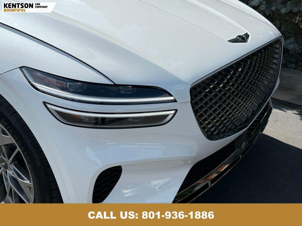 used 2025 Genesis GV70 car, priced at $38,950