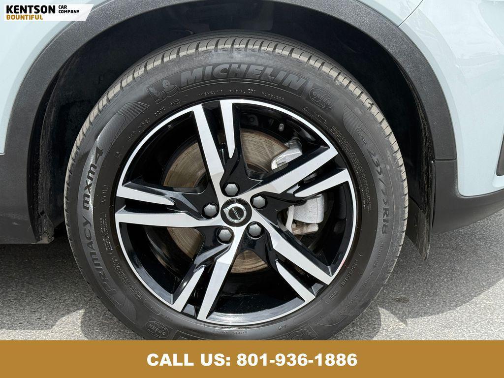 used 2024 Volvo XC40 car, priced at $24,450