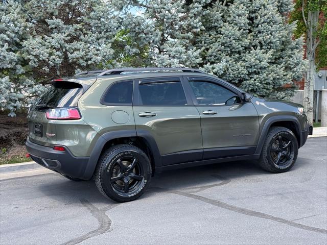 used 2019 Jeep Cherokee car, priced at $20,450