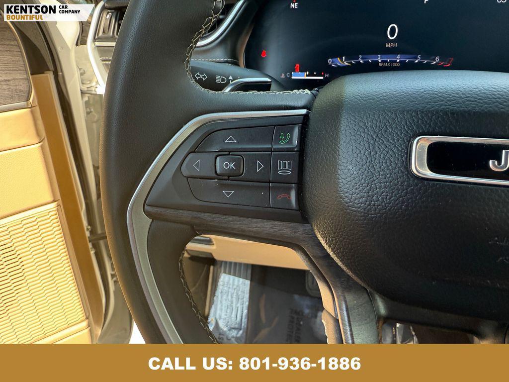 used 2024 Jeep Grand Cherokee car, priced at $32,650