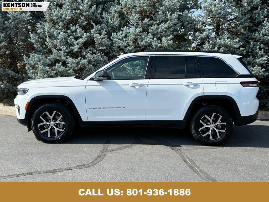 used 2024 Jeep Grand Cherokee car, priced at $32,650