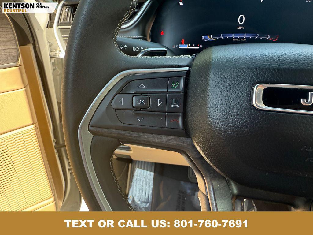 used 2024 Jeep Grand Cherokee car, priced at $29,550