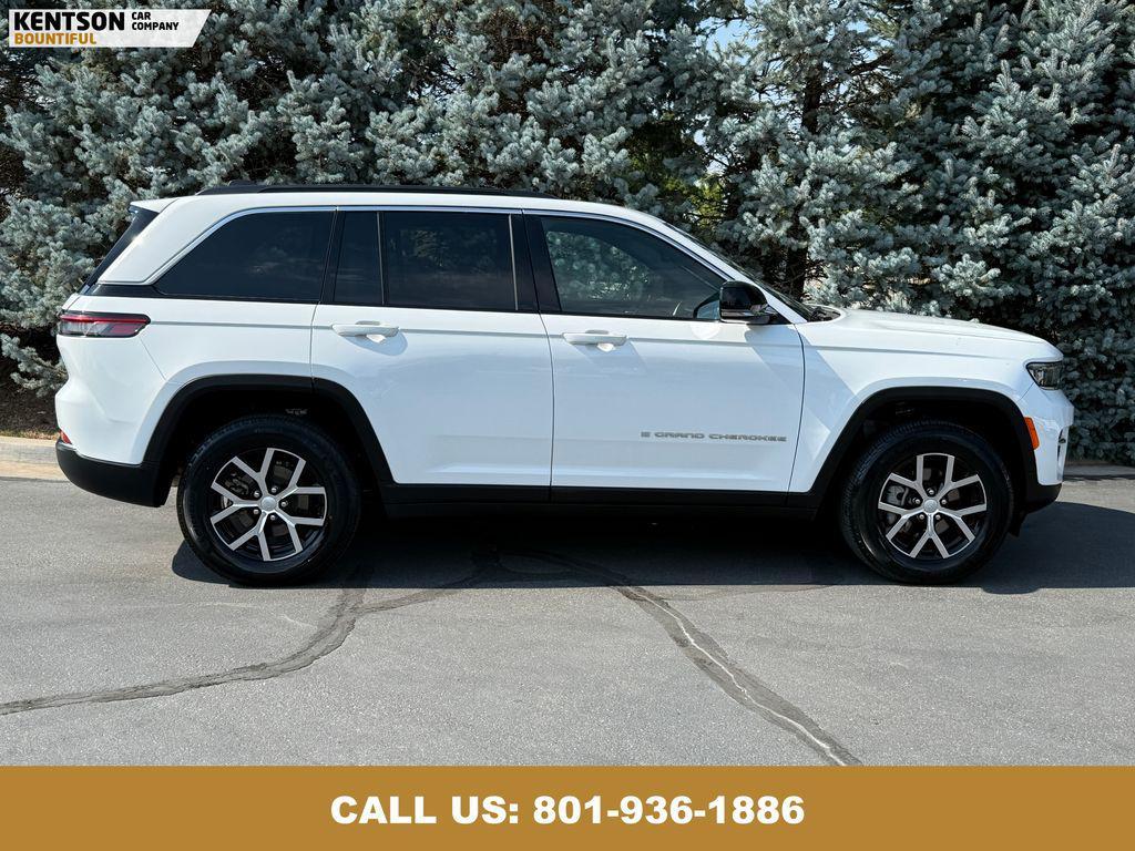used 2024 Jeep Grand Cherokee car, priced at $32,650