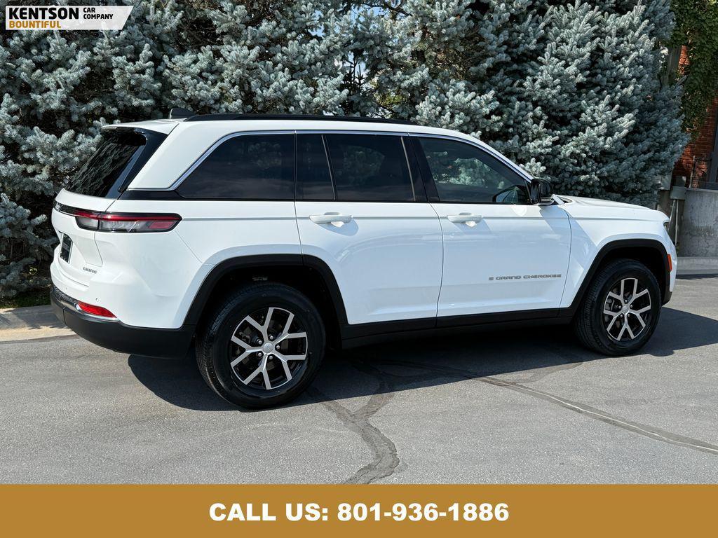 used 2024 Jeep Grand Cherokee car, priced at $32,650