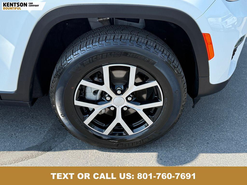 used 2024 Jeep Grand Cherokee car, priced at $29,550