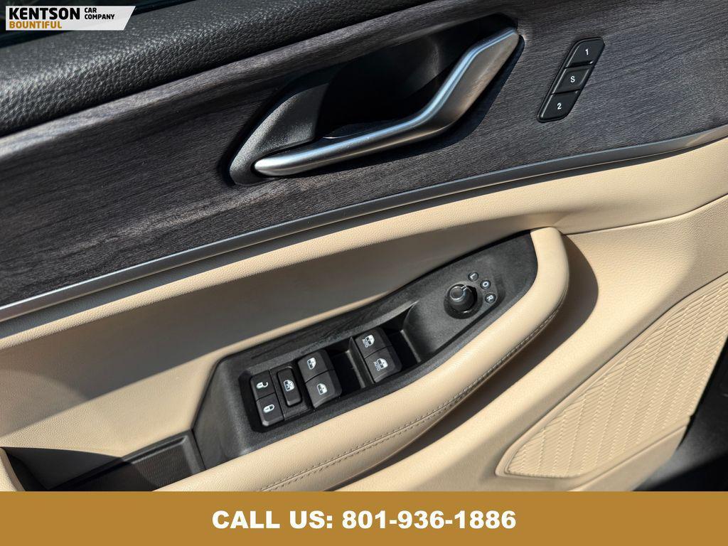 used 2024 Jeep Grand Cherokee car, priced at $32,650