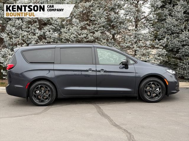 used 2021 Chrysler Pacifica Hybrid car, priced at $27,350