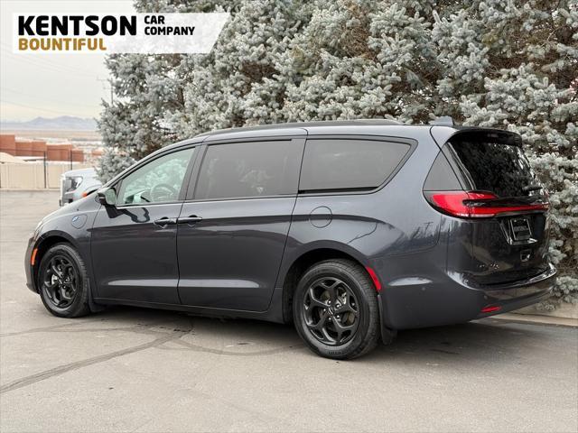 used 2021 Chrysler Pacifica Hybrid car, priced at $27,350