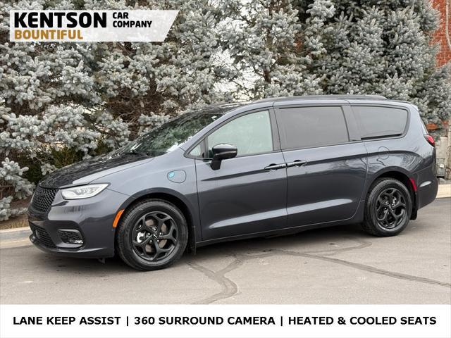 used 2021 Chrysler Pacifica Hybrid car, priced at $27,350