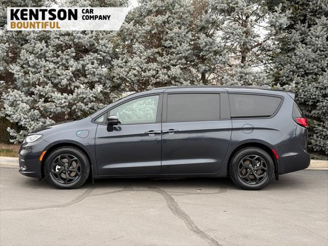 used 2021 Chrysler Pacifica Hybrid car, priced at $27,350