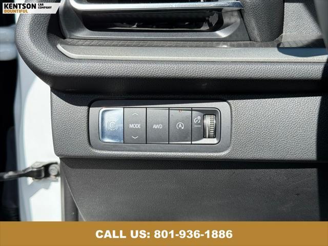 used 2024 Chevrolet Traverse car, priced at $38,950