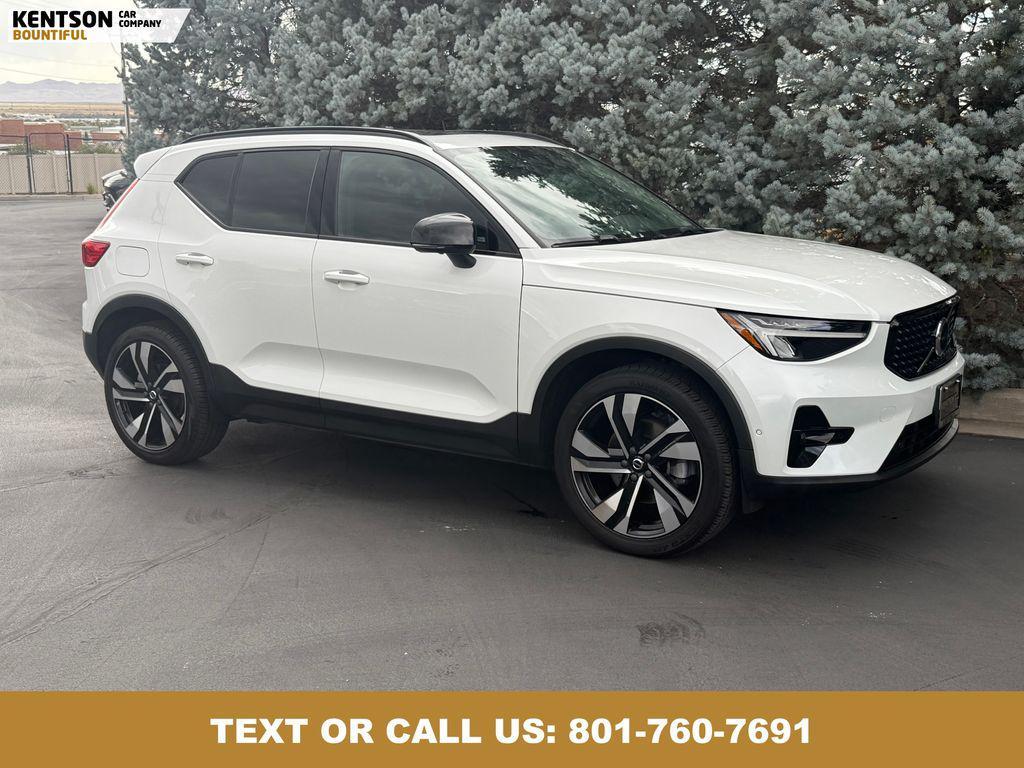 used 2023 Volvo XC40 car, priced at $31,450