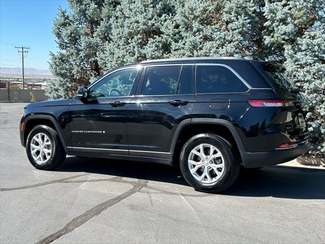 used 2023 Jeep Grand Cherokee car, priced at $32,550