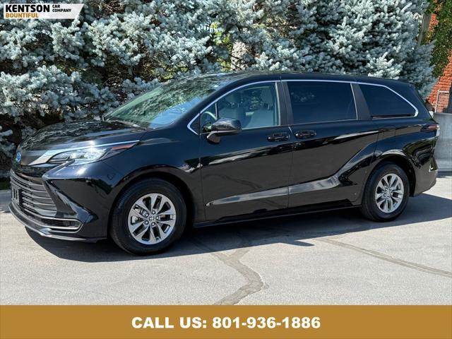 used 2025 Toyota Sienna car, priced at $40,950