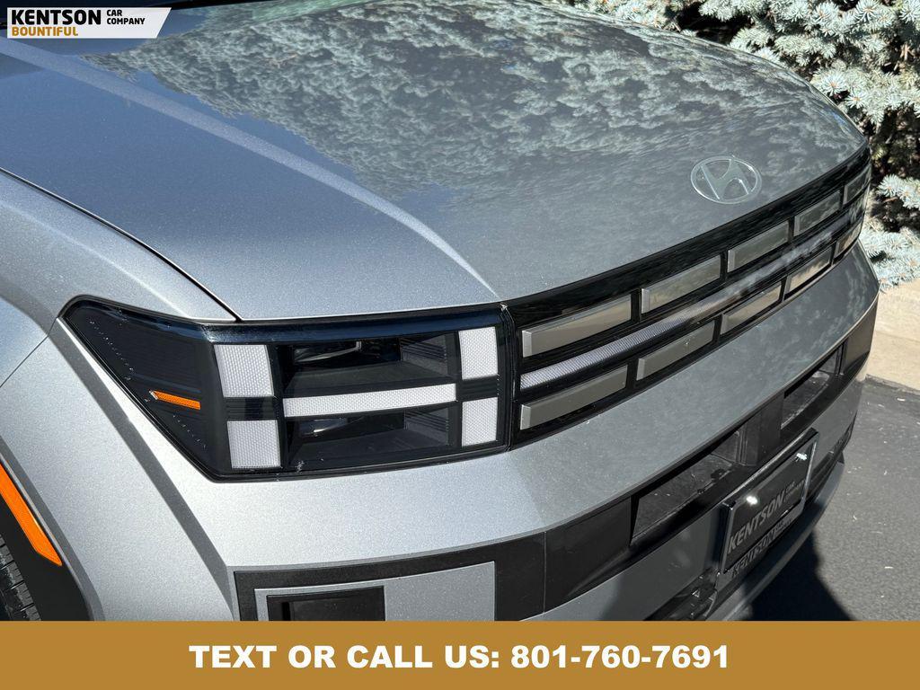 used 2025 Hyundai Santa Fe car, priced at $30,350